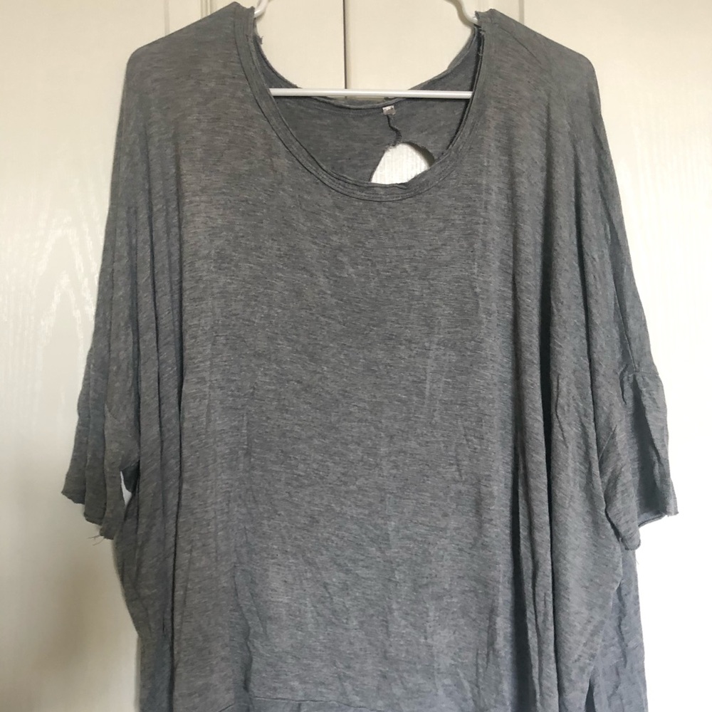 Loose grey blouse